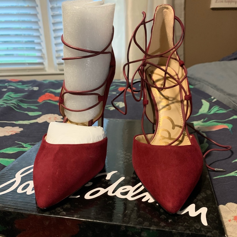 Never worn Sam Edelman red lace up shoes